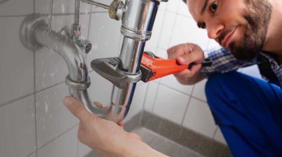 Local tankless water heater installation in Leaf River, IL